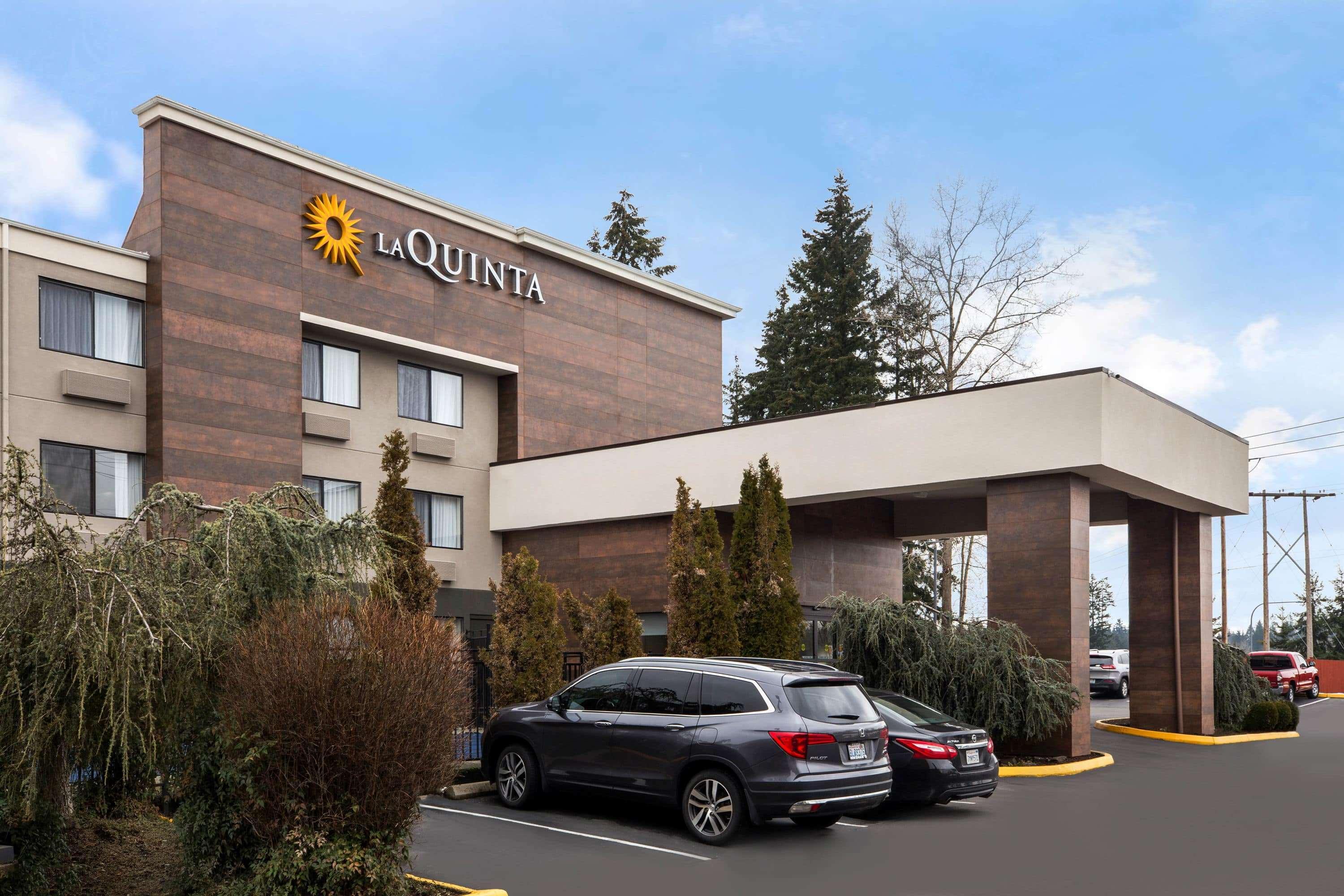 La Quinta Inn By Wyndham Everett Buitenkant foto