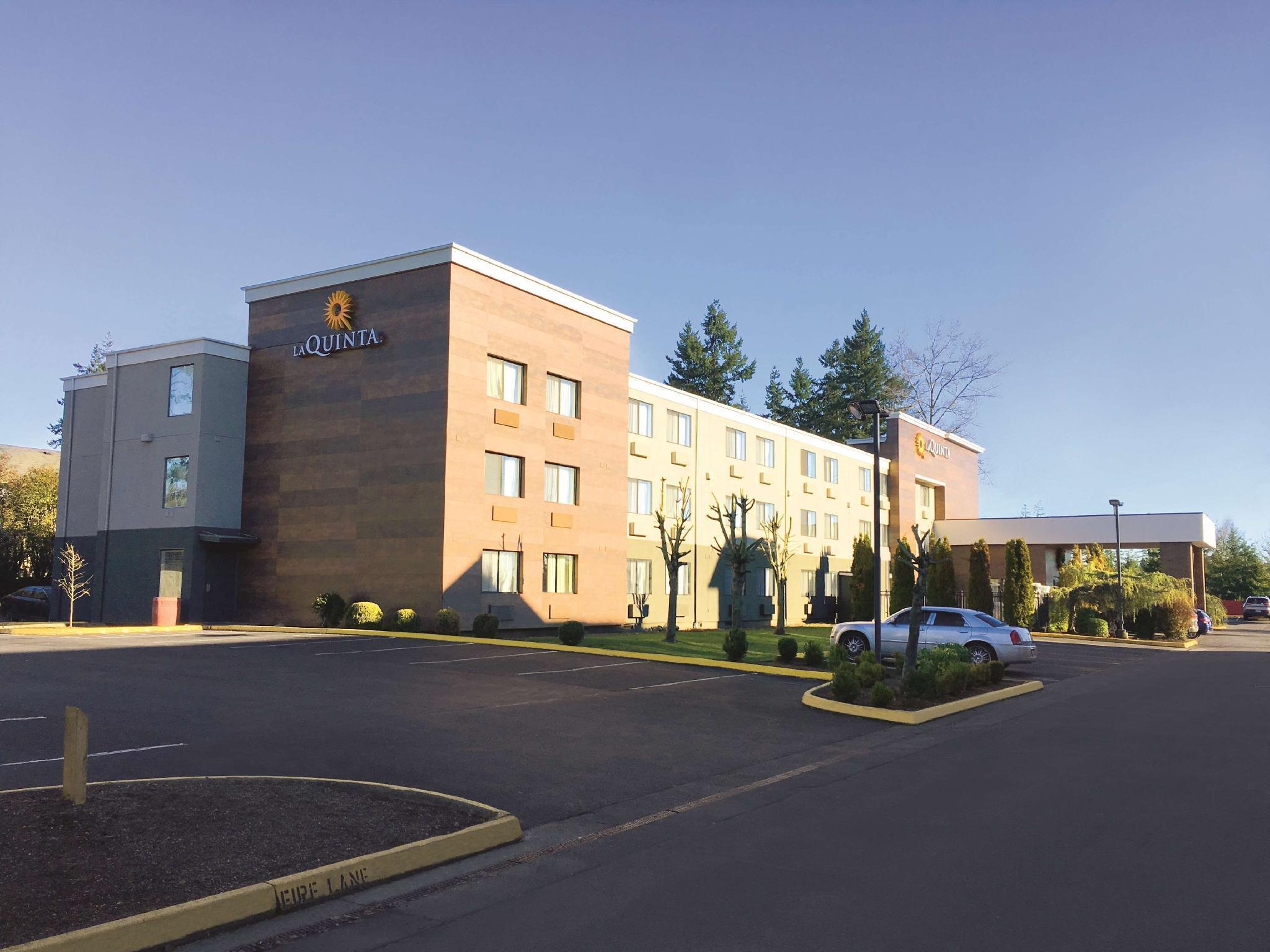 La Quinta Inn By Wyndham Everett Buitenkant foto