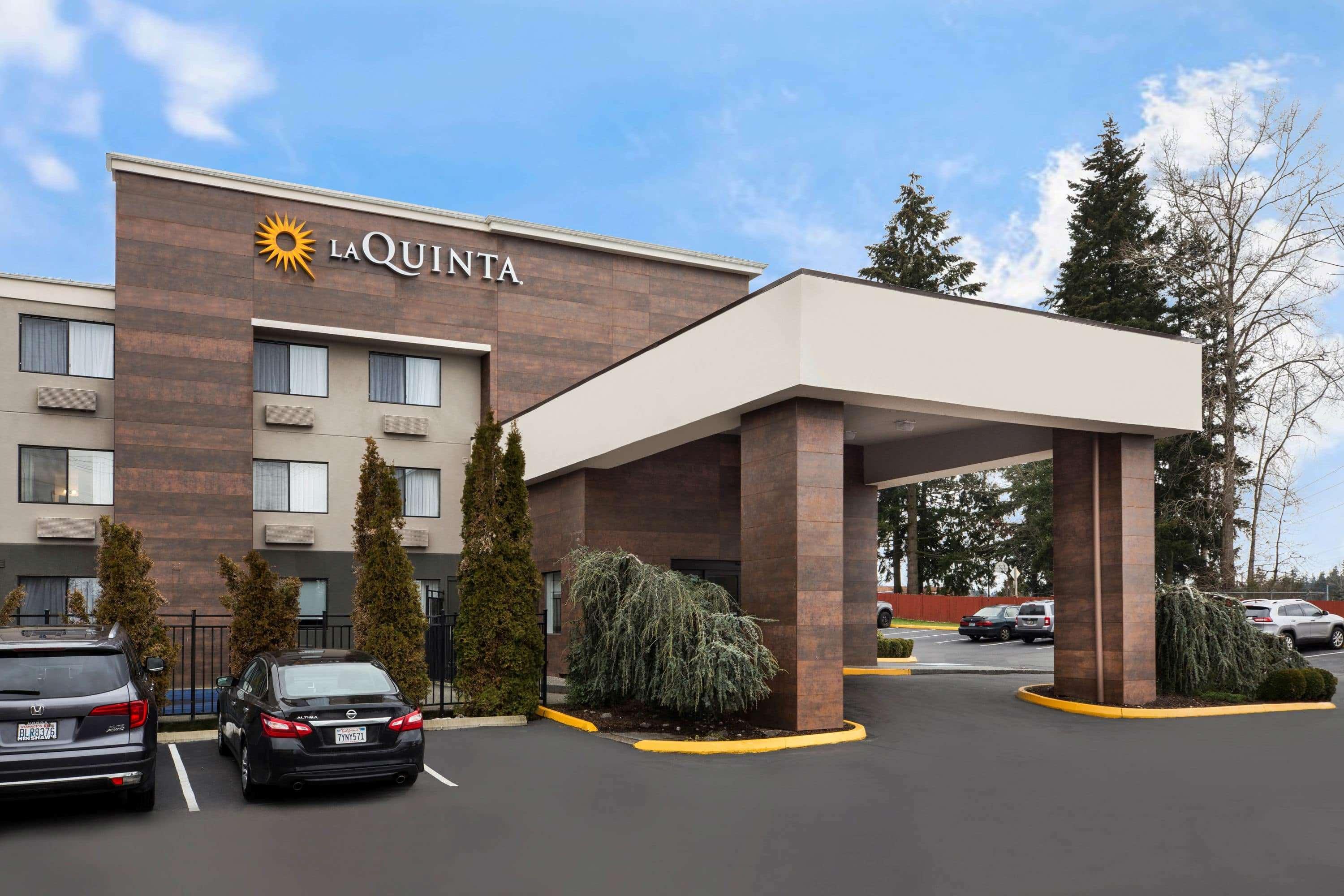 La Quinta Inn By Wyndham Everett Buitenkant foto