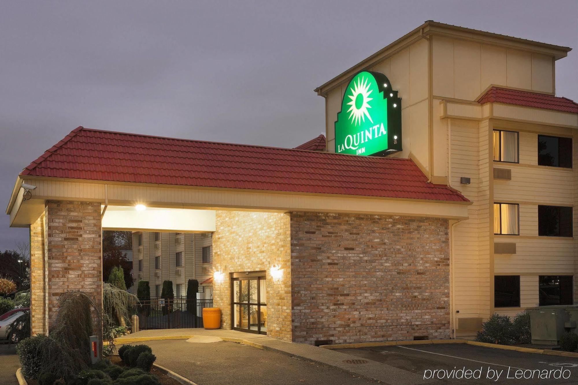 La Quinta Inn By Wyndham Everett Buitenkant foto